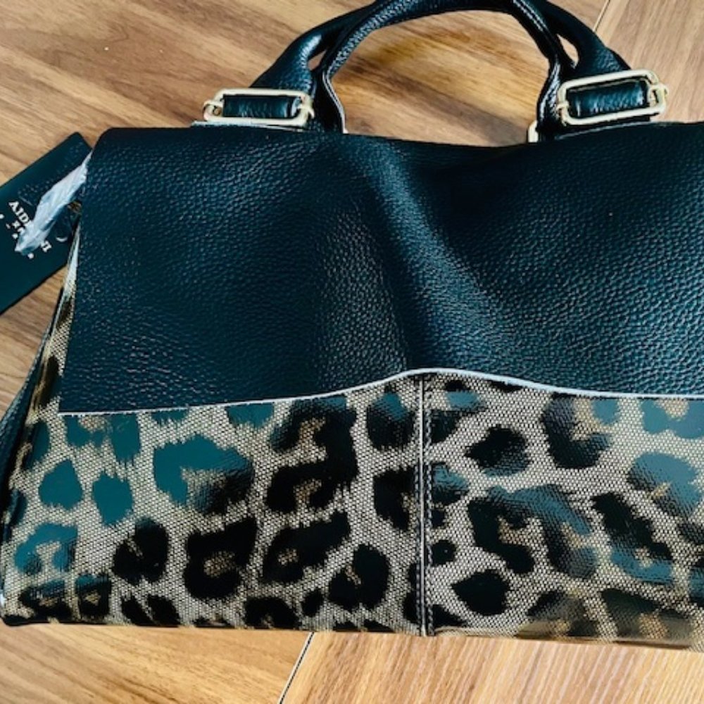 Aidrani Leather Bag